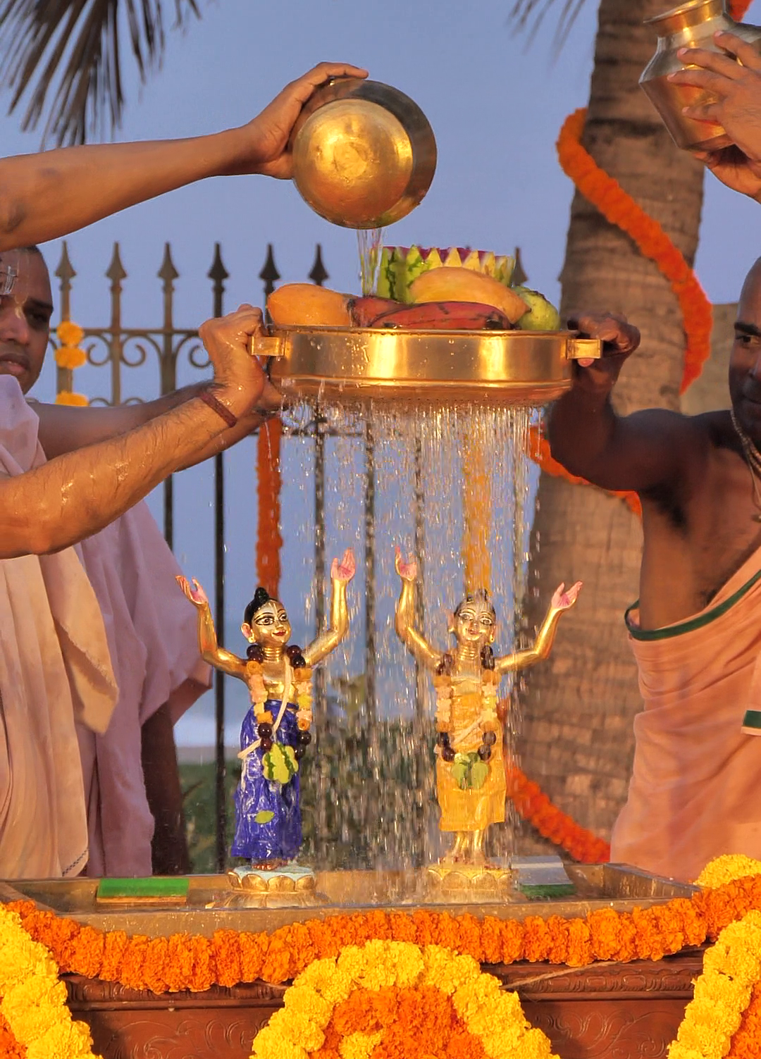 Panihati Chida Dahi Mahotsava Seva